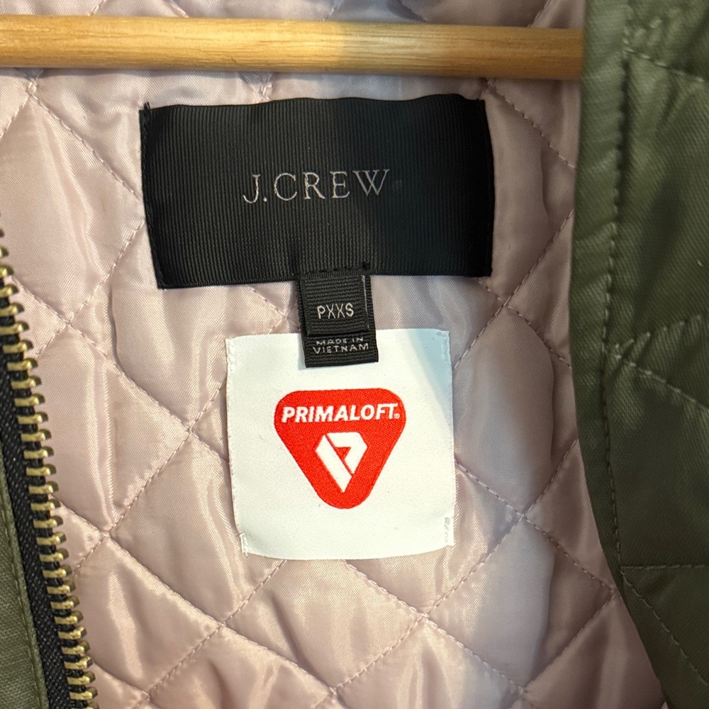 J. Crew Perfect winter parka with eco-friendly PrimaLoft® - Picture 3 of 9